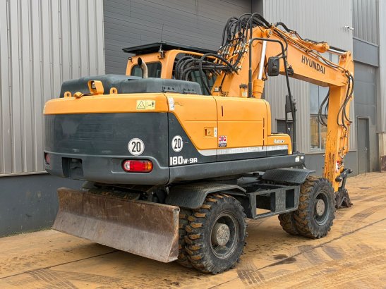 Hyundai Robex 180W-9A Robex 180W-9A 2014 2 Wheeled Excavators image 20