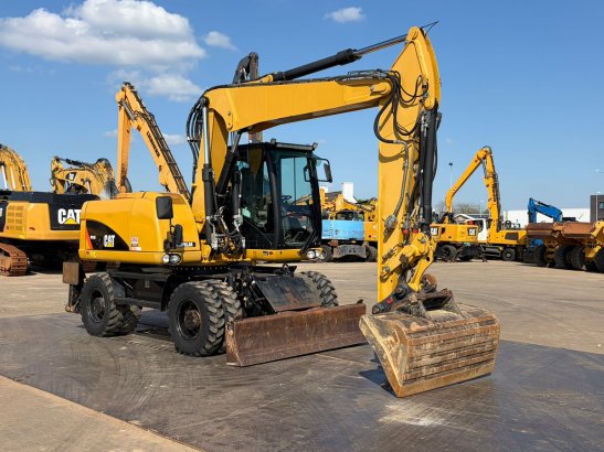 Caterpillar M313D VA - Outriggers + Blade M313D VA - Outriggers + Blade 2012 2 Wheeled Excavators image 5