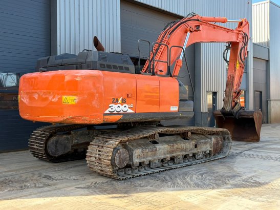 Hitachi ZX300-6 ZX300-6 2018 2 Crawler Excavators image 5