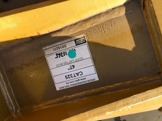 Caterpillar 325B 47 inch HDBucket 325B 47 inch HDBucket 2021 1 image 11