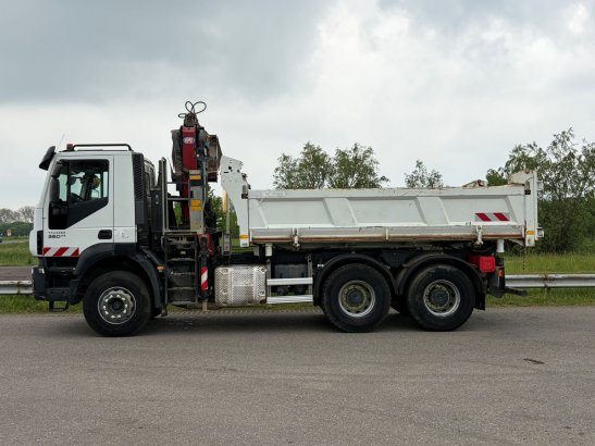 Iveco TRAKKER 360 6x4 Tipper with HMF 1643Z2 Crane TRAKKER 360 6x4 Tipper with HMF 1643Z2 Crane 2018 2 Tipper trucks image 80