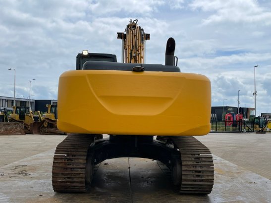 Hitachi ZX290LCN-5 ZX290LCN-5 2013 2 Crawler Excavators image 5