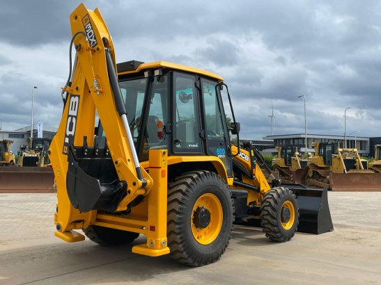 JCB 3DX 2152 2026 1 image 5