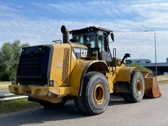 Caterpillar 966M 966M 2014 2 Wheel Loaders image 5