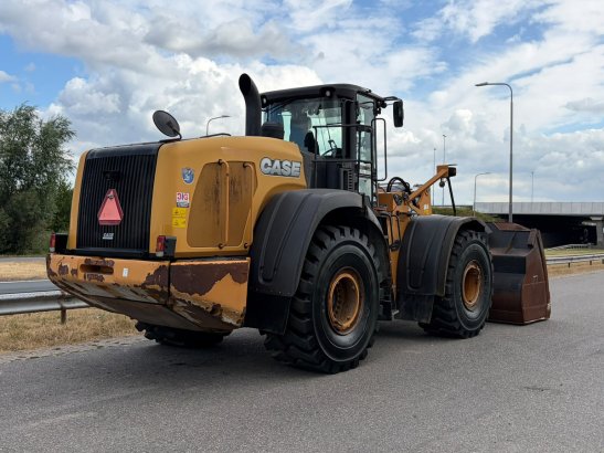 Case 1021F 1021F 2016 2 Wheel Loaders image 35