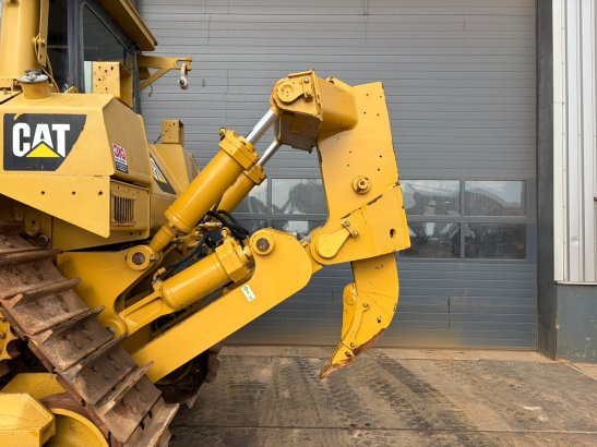 Caterpillar D8R D8R 2013 2 Dozers image 5