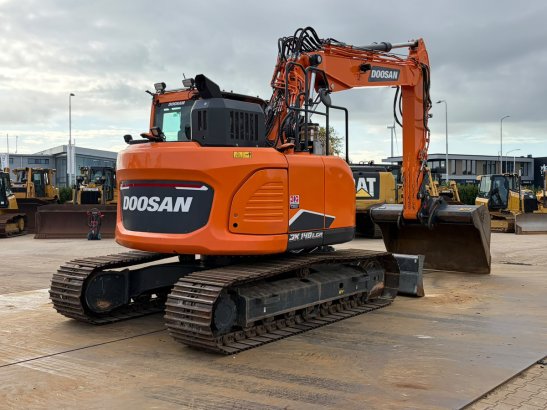 Doosan DX140LCR-7 Doosan DX140LCR-7 2022 2 Crawler Excavators image 20