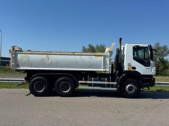 Iveco Trakker 410 6x4 Kipper Trakker 410 6x4 Kipper 2008 2 Tipper trucks image 6