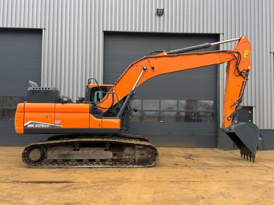 Doosan DX225LC-7 Doosan DX225LC-7 2022 2 Crawler Excavators image 6