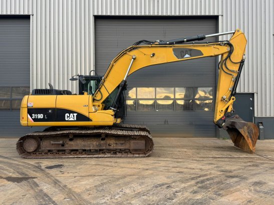 Caterpillar 319DL 319DL 2011 2 Crawler Excavators image 6