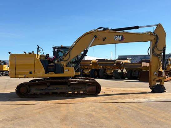 Caterpillar 330 42 2020 2 Crawler Excavators image 6