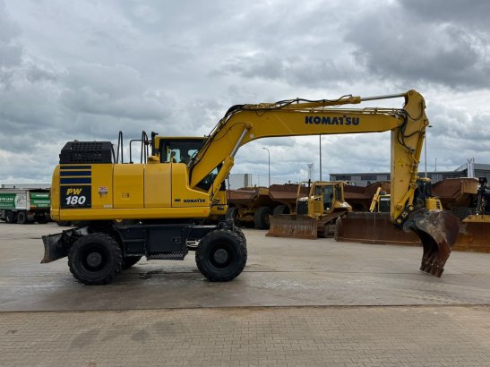 Komatsu PW180-11 PW180-11 2019 2 Wheeled Excavators image 21
