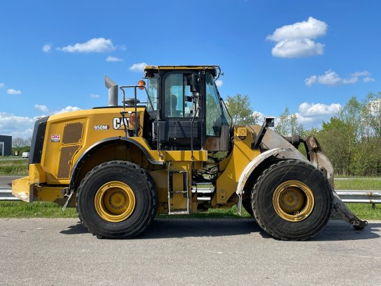 Caterpillar 950M 950M 2021 2 Wheel Loaders image 6