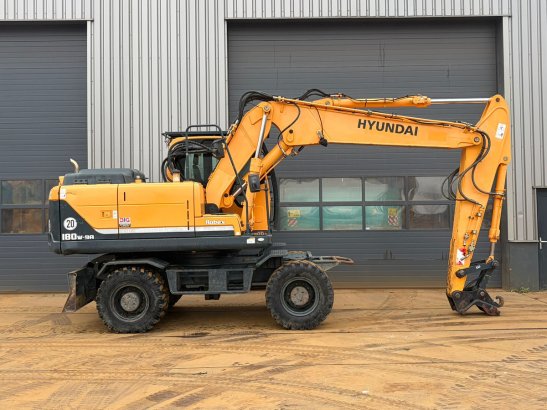 Hyundai Robex 180W-9A Robex 180W-9A 2014 2 Wheeled Excavators image 21