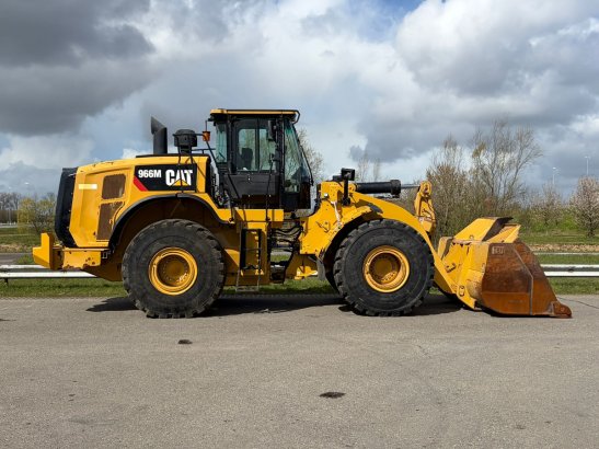 Caterpillar 966M 966M 2017 2 Wheel Loaders image 6