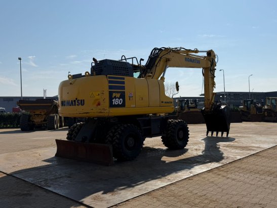 Komatsu PW180-11 PW180-11 2019 2 Wheeled Excavators image 21