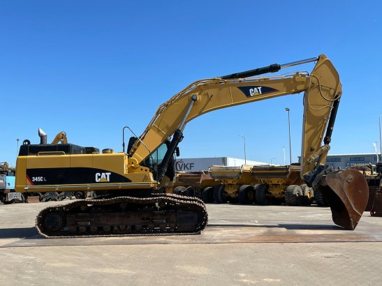 Caterpillar 345C 345C 2008 2 Crawler Excavators image 6