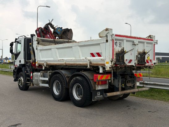 Iveco TRAKKER 360 6x4 Tipper with HMF 1643Z2 Crane TRAKKER 360 6x4 Tipper with HMF 1643Z2 Crane 2018 2 Tipper trucks image 81