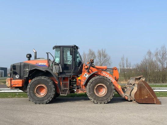Hitachi ZW250-6 ZW250-6 2019 2 Wheel Loaders image 6