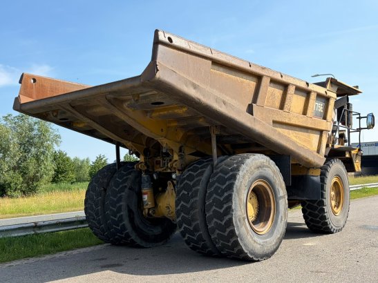 Caterpillar 775E 775E 2004 2 Dump Truck image 6