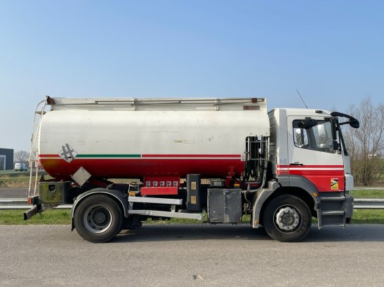 MercedesBenz Axor 1829 13.500L Fuel Truck MERCEDESBENZ Axor 1829 13.500L Fuel Truck 2007 2 image 66