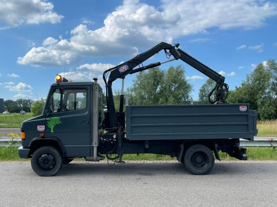 MercedesBenz 4x2 809D MERCEDESBENZ 4x2 809D 1988 2 image 21