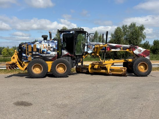 Caterpillar 140M2 140M2 2013 2 Motor graders image 6