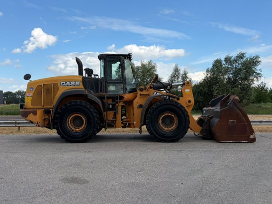 Case 1021F 1021F 2016 2 Wheel Loaders image 51