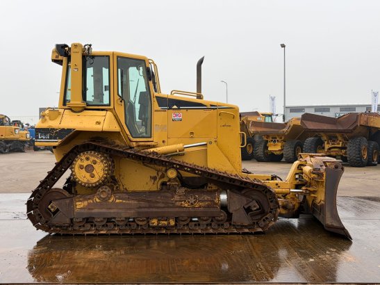 Caterpillar D6N XL | German Machine D6N XL | German Machine 2007 2 Dozers image 36