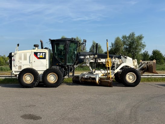 Caterpillar 120M2 CE - Trimble 3D UTS 120M2 CE - Trimble 3D UTS 2012 2 Motor graders image 96