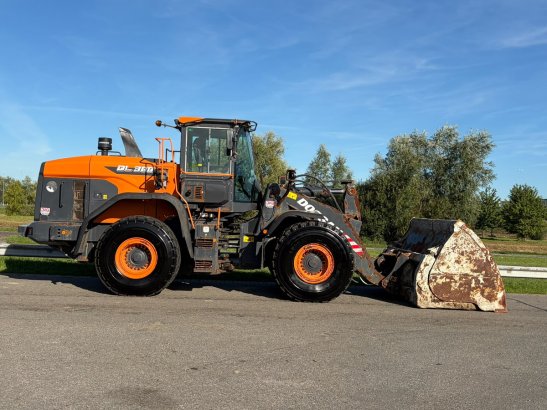 Doosan DL380-7 Doosan DL380-7 2021 2 Wheel Loaders image 6