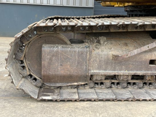 Caterpillar 320FL 320FL 2018 2 Crawler Excavators image 6