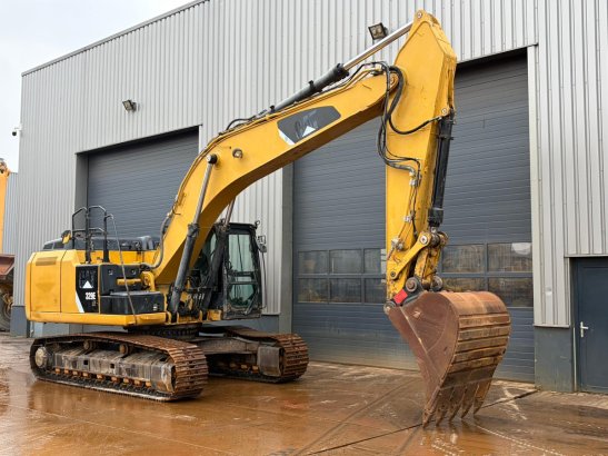 Caterpillar 329ELN 329ELN 2011 2 Crawler Excavators image 7