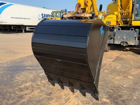 Komatsu PW180-11 PW180-11 2019 2 Wheeled Excavators image 7
