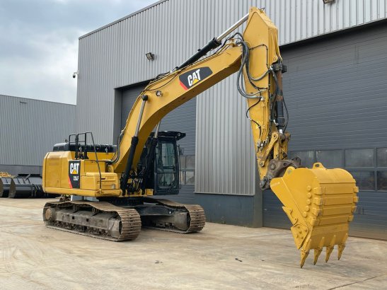 Caterpillar 330FLN 330FLN 2017 2 Crawler Excavators image 7