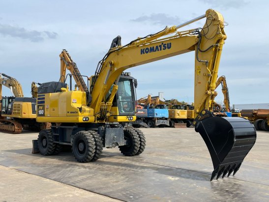Komatsu PW180-11 PW180-11 2019 2 Wheeled Excavators image 7