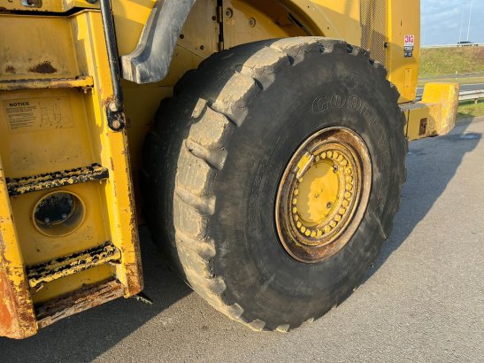 Caterpillar 980H 980H 2011 2 Wheel Loaders image 22