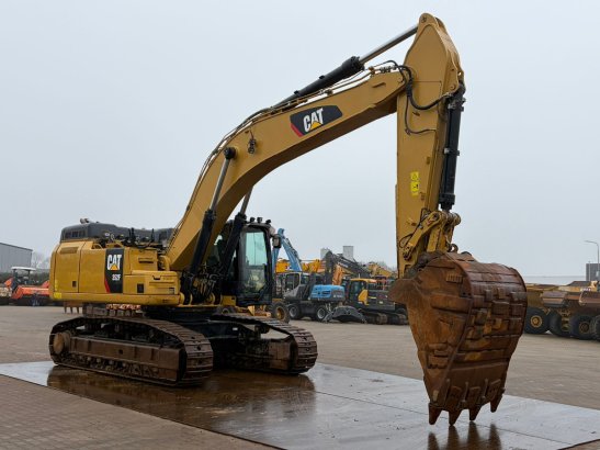 Caterpillar 352F 352F 2019 2 Crawler Excavators image 37