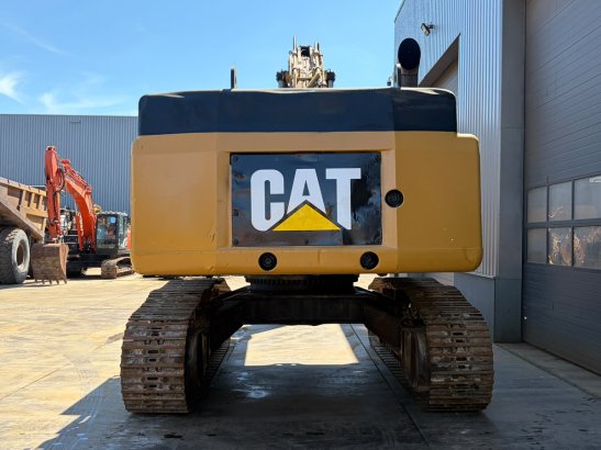 Caterpillar 345 C LC 46 2007 2 Crawler Excavators image 7