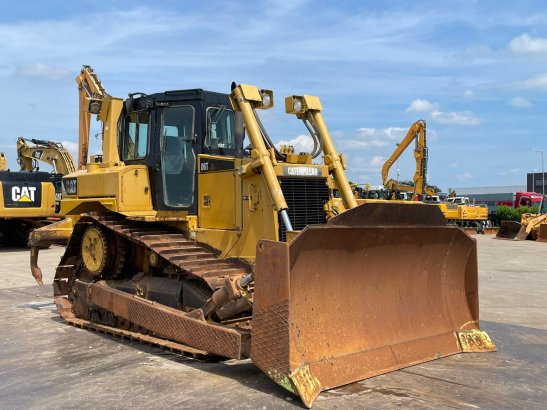 Caterpillar D6T XL D6T XL 2011 2 Dozers image 7