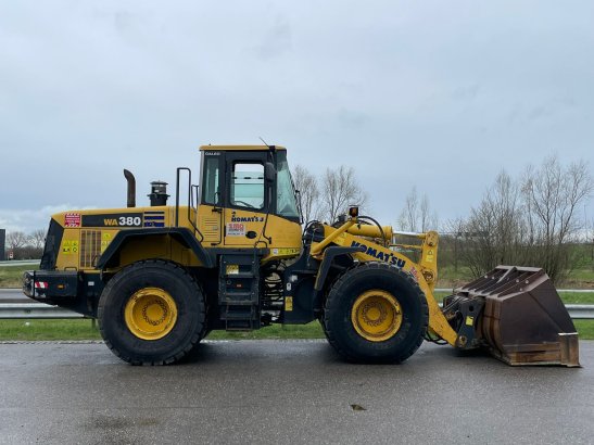Komatsu WA380-5H WA380-5H 2004 2 Wheel Loaders image 82