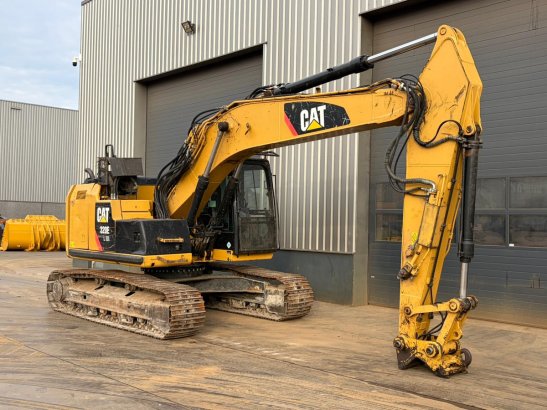 Caterpillar 320ELRR 320ELRR 2015 2 Crawler Excavators image 7