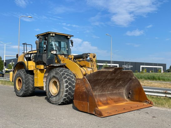 Caterpillar 966M 966M 2014 2 Wheel Loaders image 7