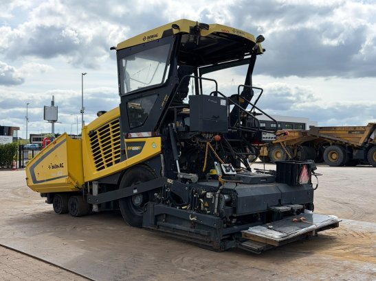 Bomag BF600P-2 incl. 2 x 75 cm extensions BF600P-2 incl. 2 x 75 cm extensions 2015 2 Asphalt pavers image 7