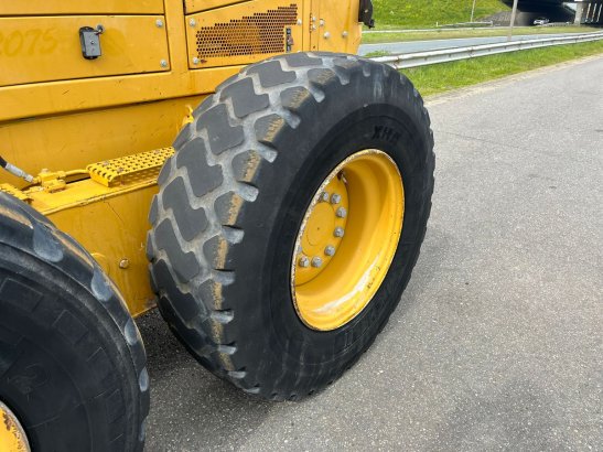 Caterpillar 12M Motor Grader 12M Motor Grader 2012 2 Motor graders image 8