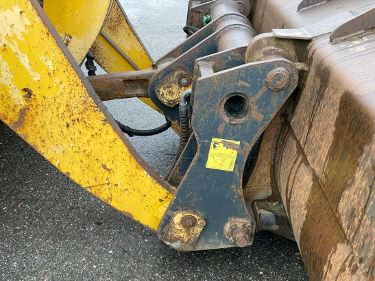 Komatsu WA380-5H WA380-5H 2004 2 Wheel Loaders image 8