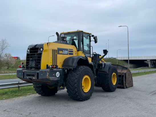 Komatsu WA320 WA320 2020 2 Wheel Loaders image 8