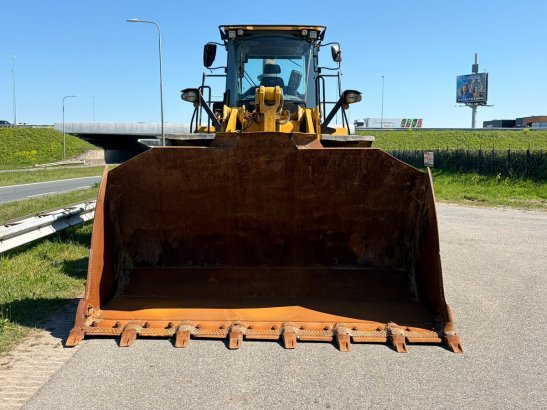 Caterpillar 972M 972M 2017 2 Wheel Loaders image 8