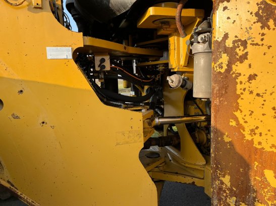 Caterpillar 980H 980H 2011 2 Wheel Loaders image 23