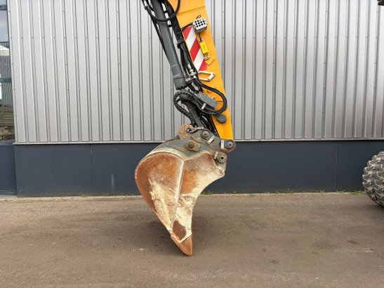 Liebherr A918 A918 2017 2 Wheeled Excavators image 8